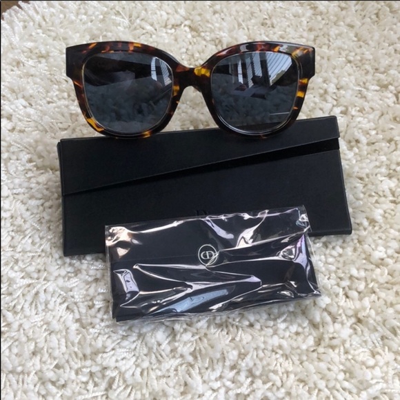 SOLD Christian Dior New unisex - Picture 3 of 11